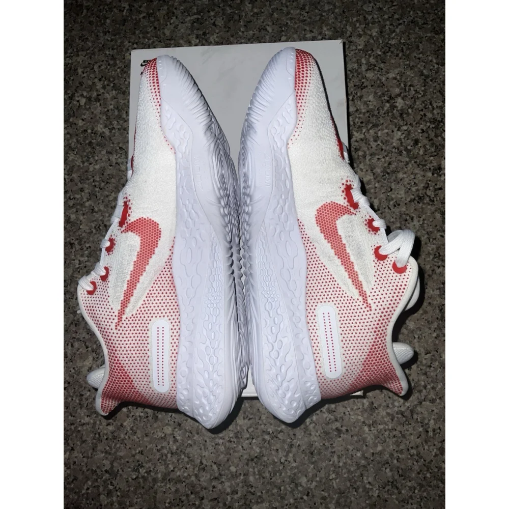 Nike product pair